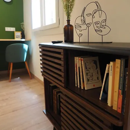 Apartment 06r - Modern - Vieux Nizza